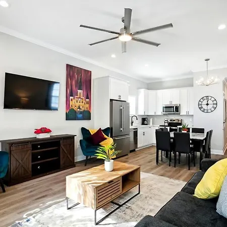 Brand New 5Br, Outdoor Seating, Parking Villa
